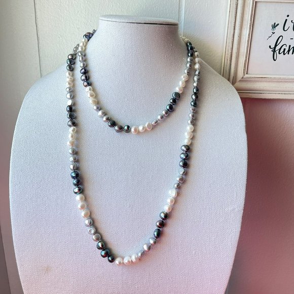 Charcoal Gray And White Cultured Freshwater Baroque Pearls Handmade Necklace 47" - Picture 5 of 10
